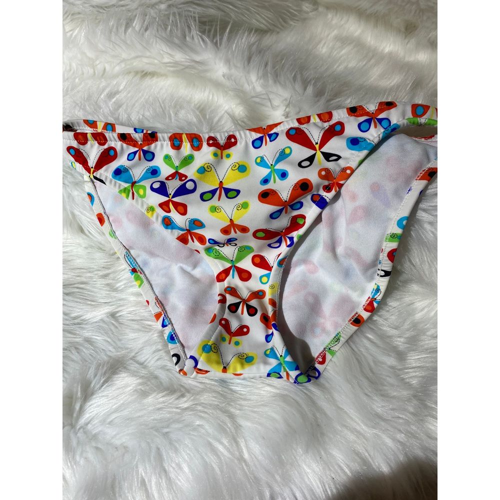 In Mocean bikini bottom                Y